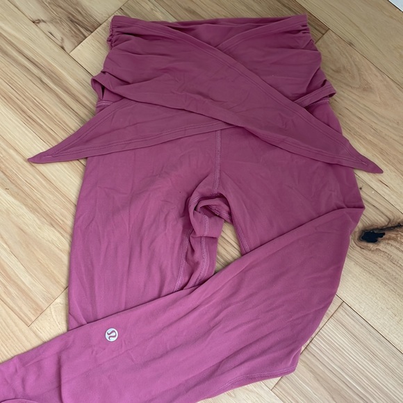 Lululemon Align Pant 28" *Wrap Waist
Moss Rose - Picture 4 of 4